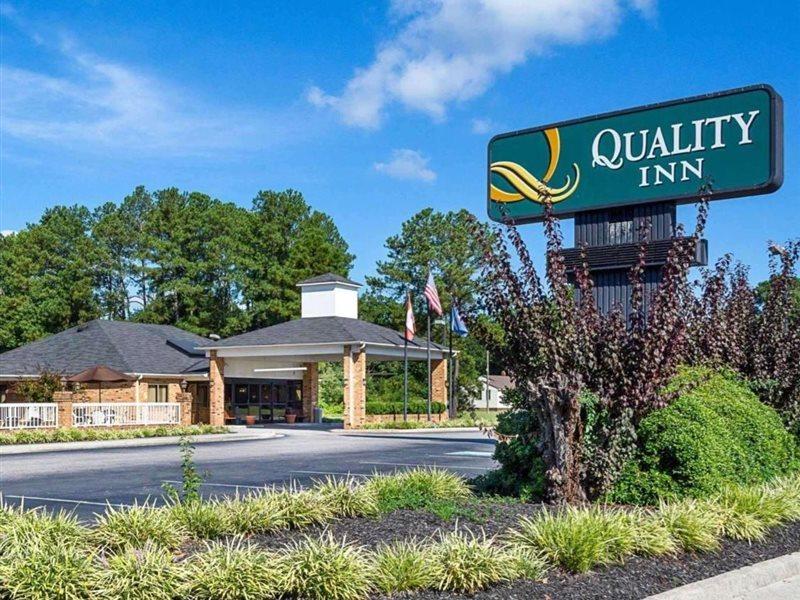 Quality Inn Petersburg Near Fort Gregg-Adams Dış mekan fotoğraf