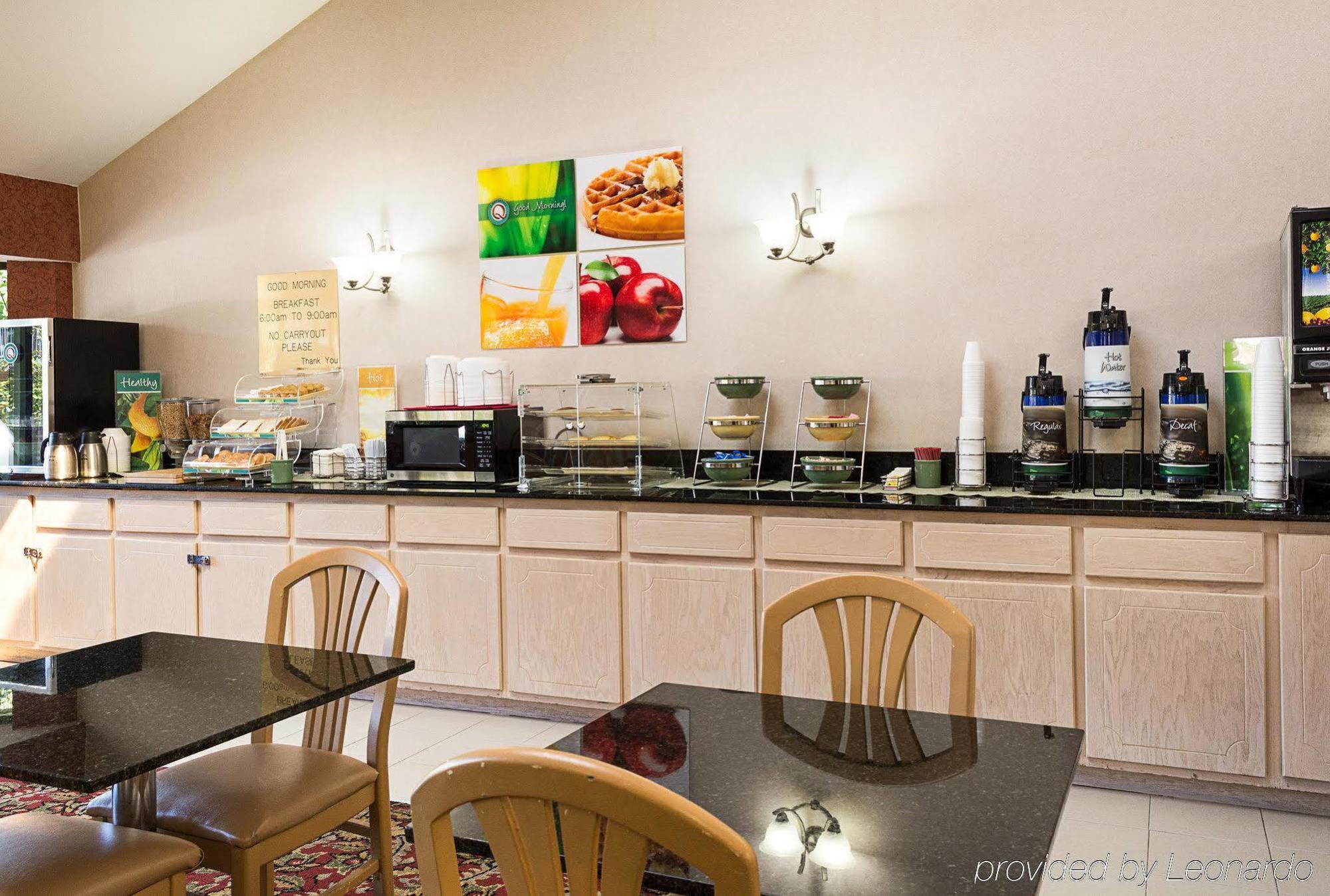 Quality Inn Petersburg Near Fort Gregg-Adams Dış mekan fotoğraf